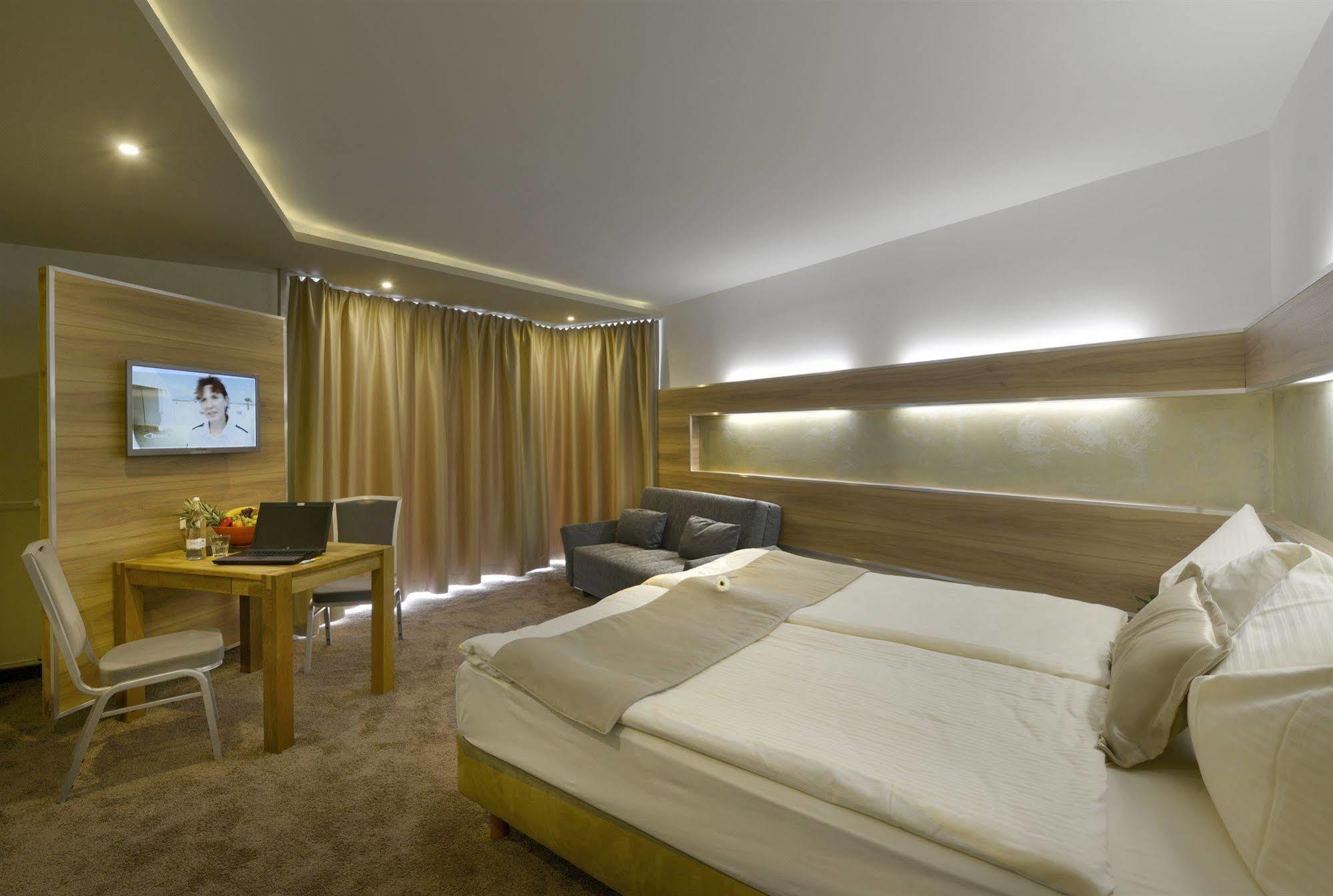 Petul Apart Hotel City Premium Essen Exterior foto