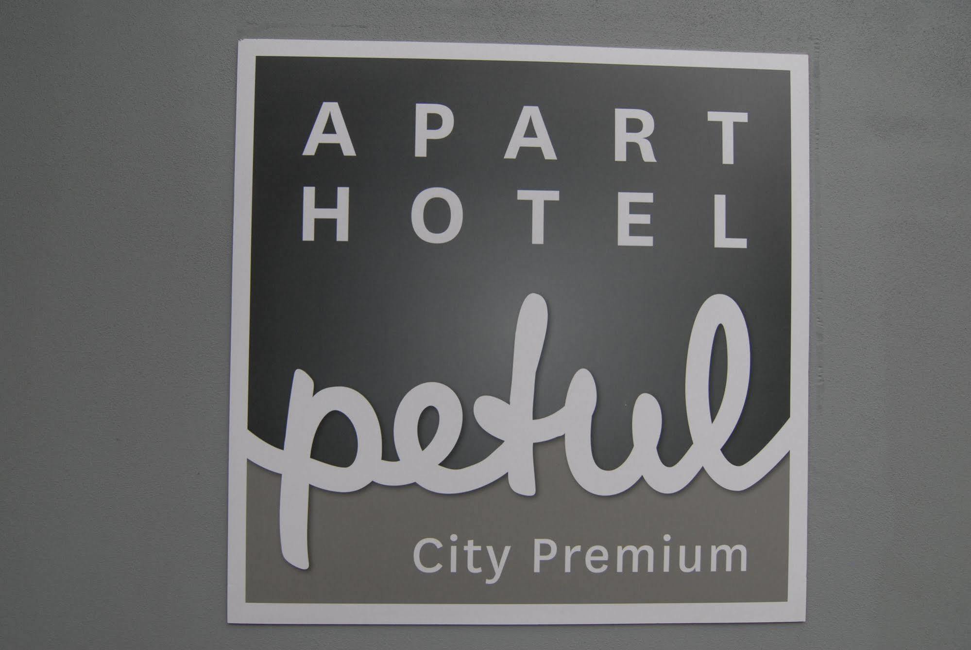 Petul Apart Hotel City Premium Essen Exterior foto